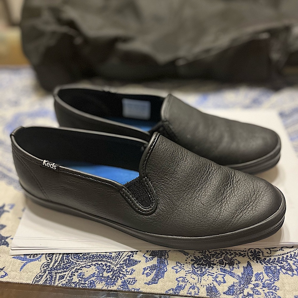 Keds black leather slip on shoes - Size 6.5